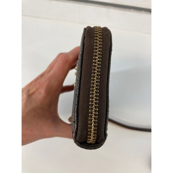 MICHAEL KORS MEDIUM SAFFIANO LEATHER SIGNATUE PRINT WALLET - Picture 6 of 11